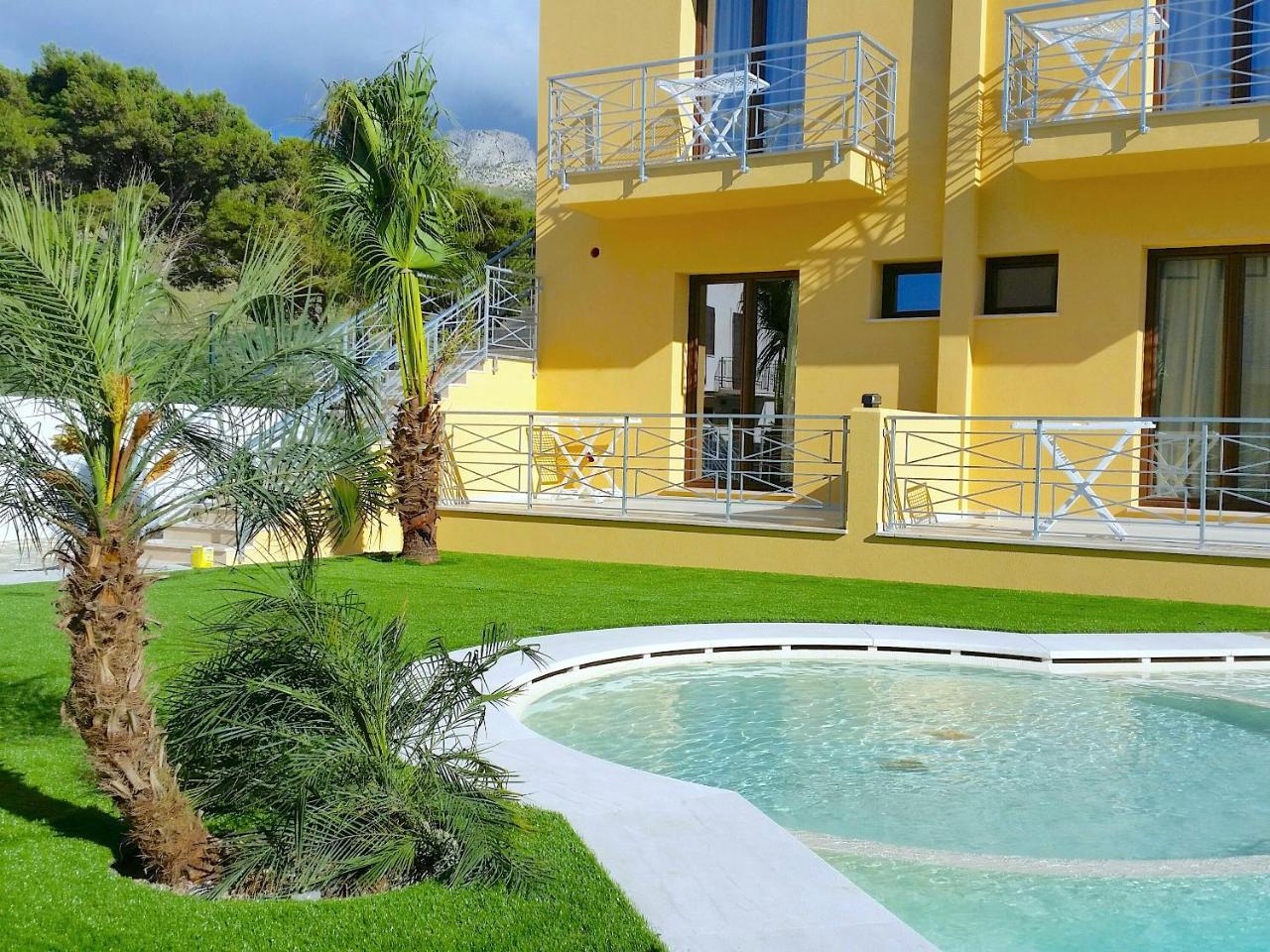 Residence Le Piscine San Vito Lo Capo Eksteriør billede